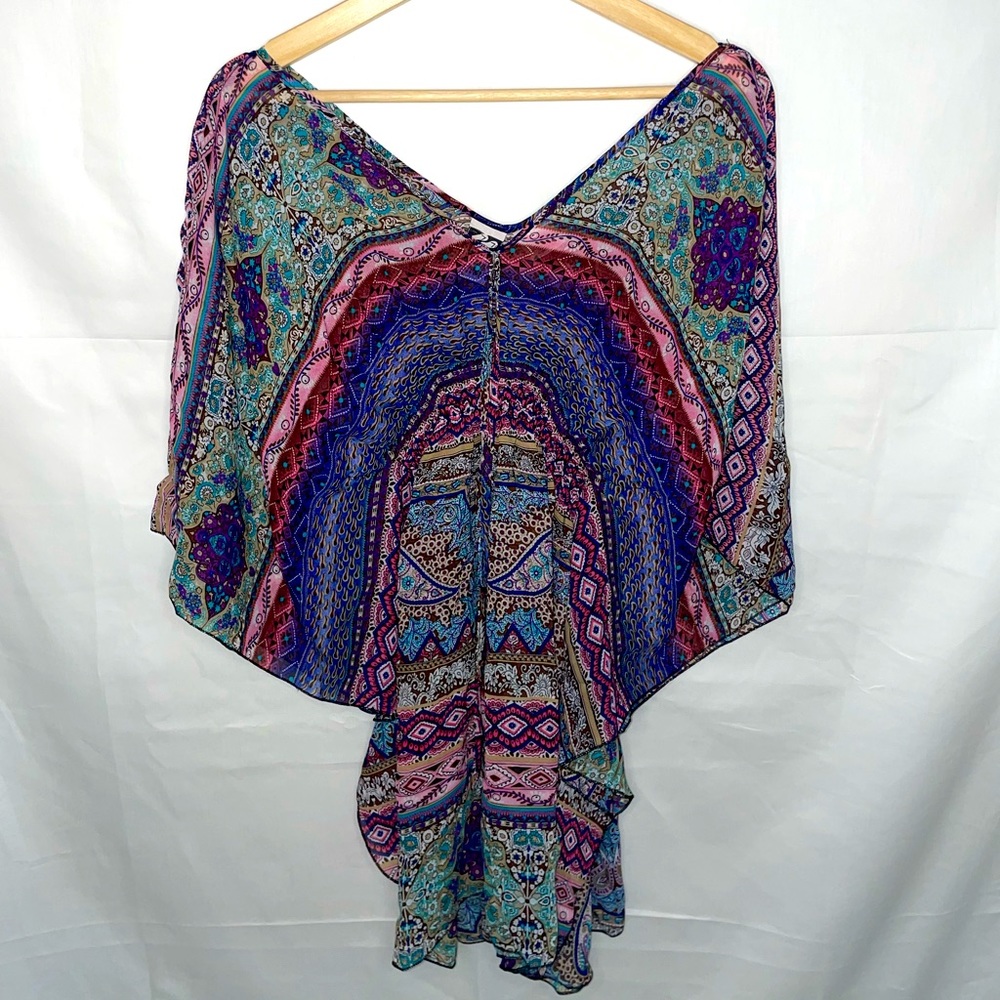 Emme Jordan Beach cover-up || Size: Small || Color: Blue, Purple, Green tones